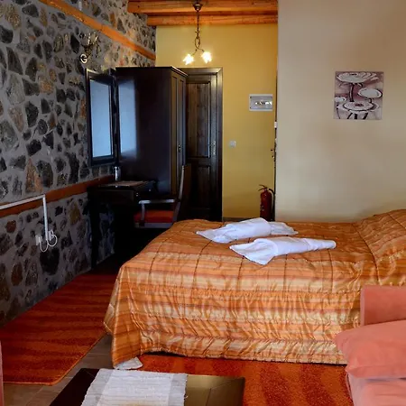 To Spitiko 3* Agios Athanasios (Pella)