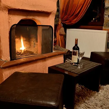 To Spitiko 3* Agios Athanasios (Pella)