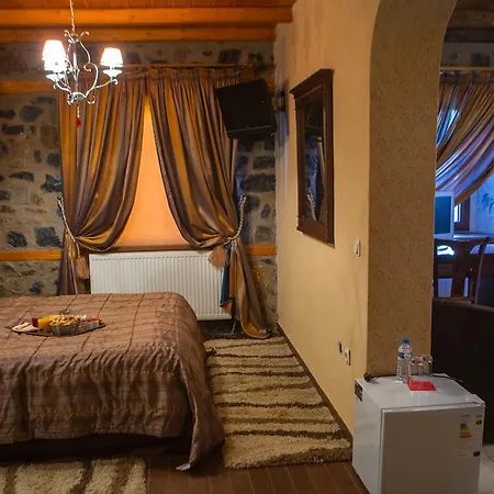 To Spitiko Guest house Agios Athanasios (Pella)