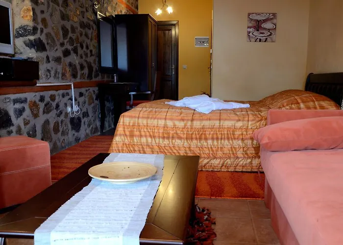 To Spitiko Πανσιόν 3*