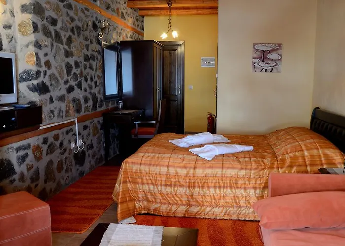 To Spitiko 3* Παλαιός Άγιος Αθανάσιος