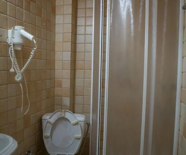 To Spitiko 3* Παλαιός Άγιος Αθανάσιος