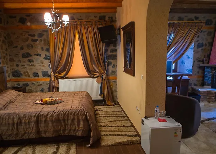 To Spitiko Konukevi Agios Athanasios (Pella)